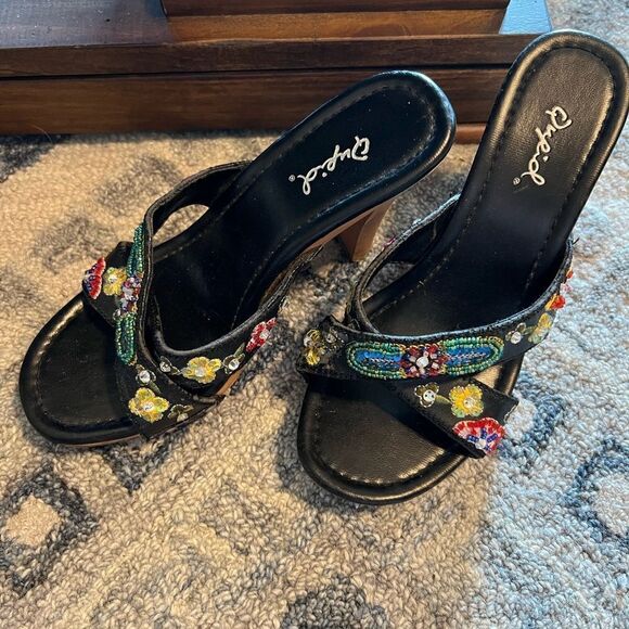 Quips brand embellished sandals size 5 - Picture 1 of 5